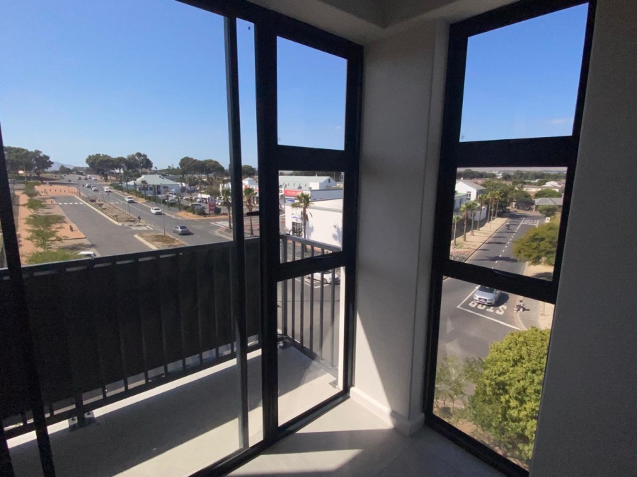 2 Bedroom Property for Sale in Table View Western Cape